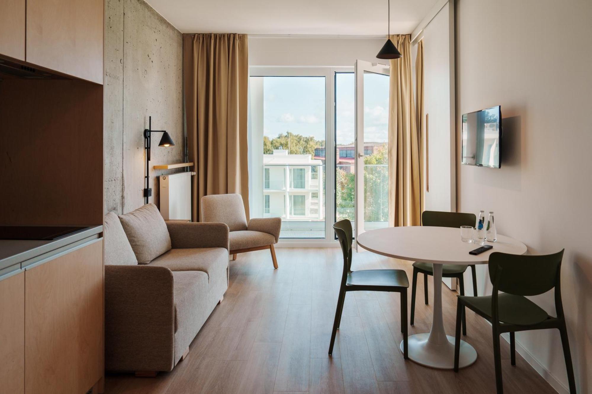 מיילנו Hotel Arche Fabryka Samolotow W Mielnie מראה חיצוני תמונה
