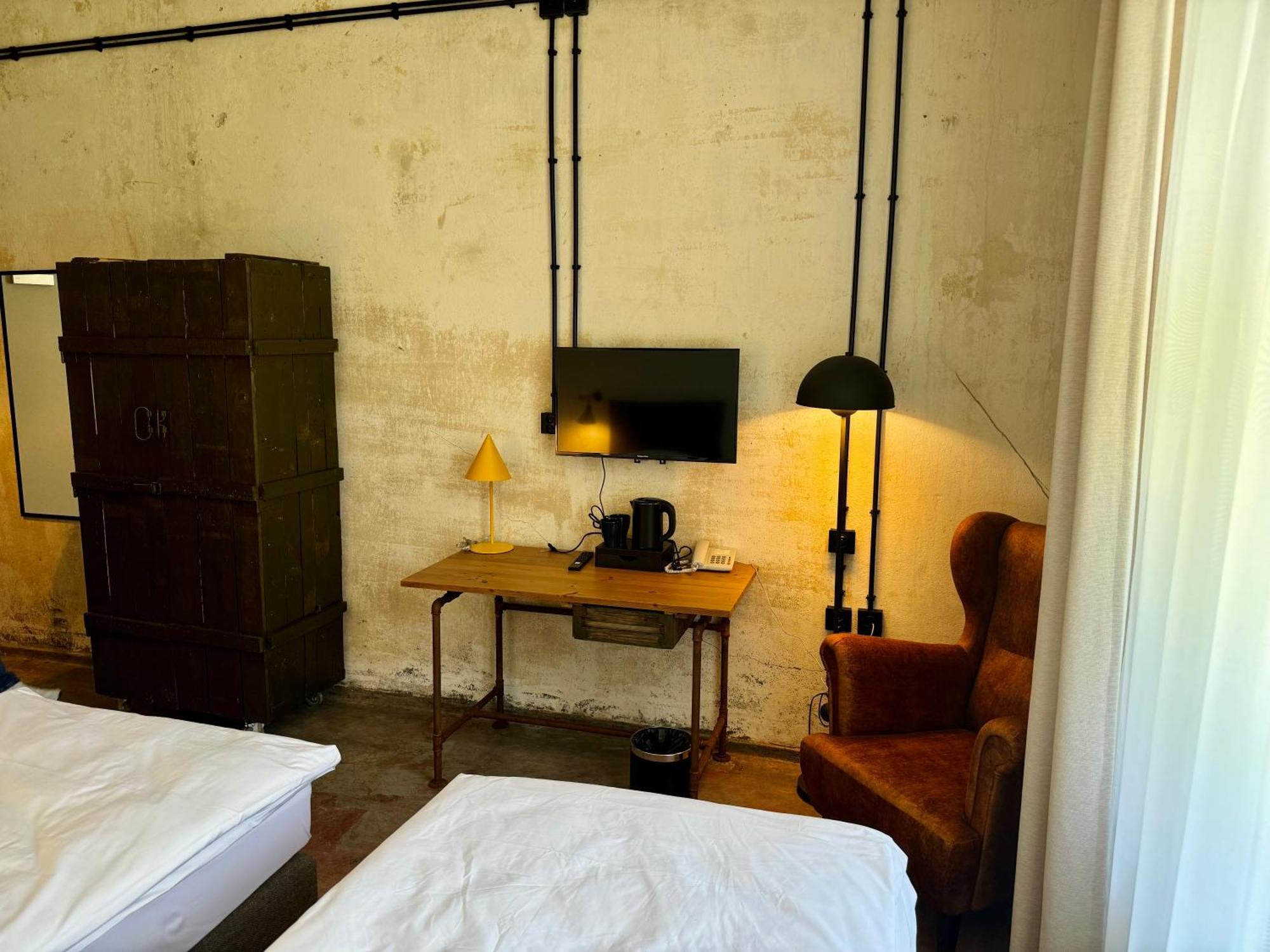 מיילנו Hotel Arche Fabryka Samolotow W Mielnie מראה חיצוני תמונה